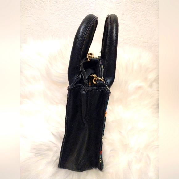 Christian Siriano Embroidered Floral Purse - Picture 4 of 9